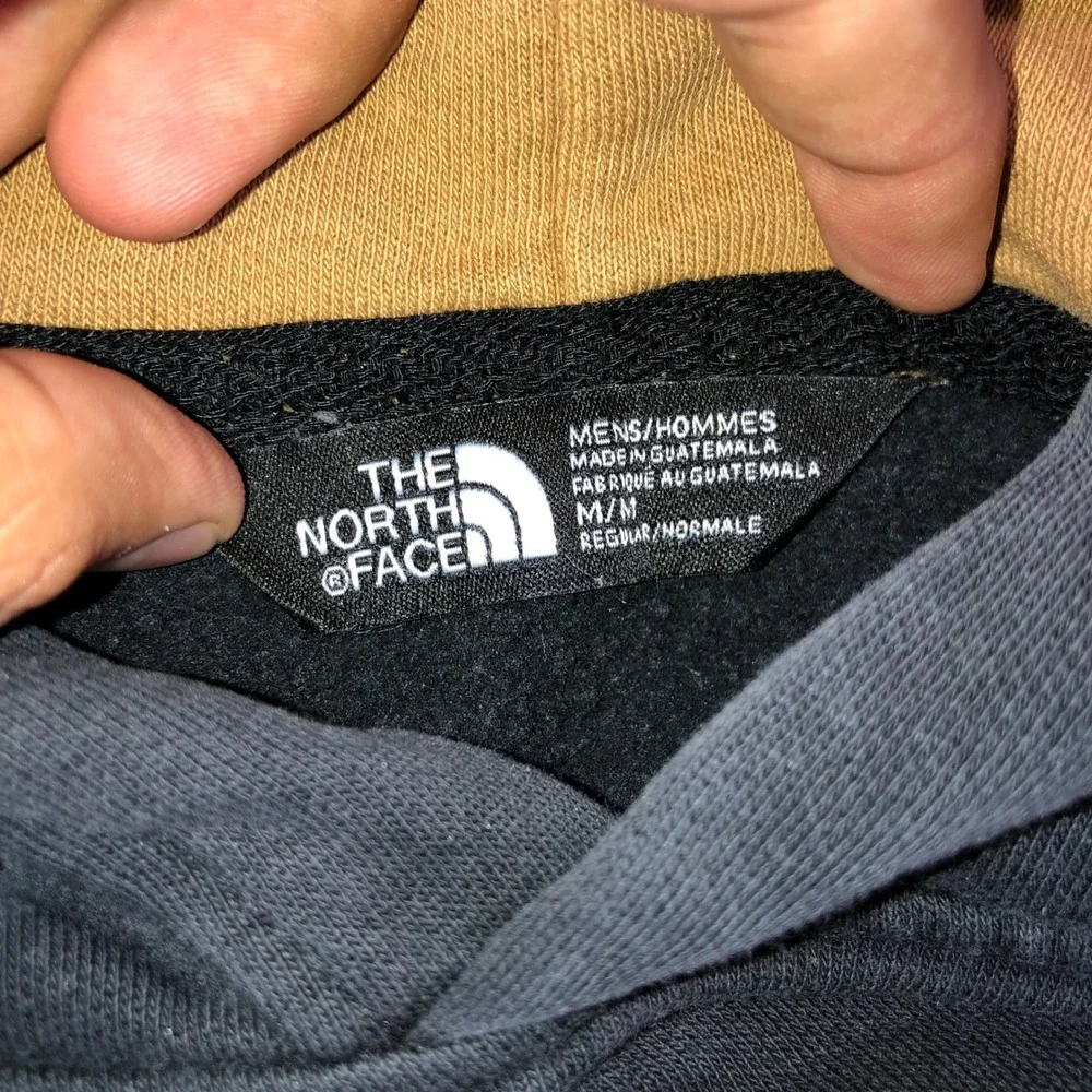 The North Face Mens Black Tan Logo Graphic Sleeve Pullover Hoodie Size M